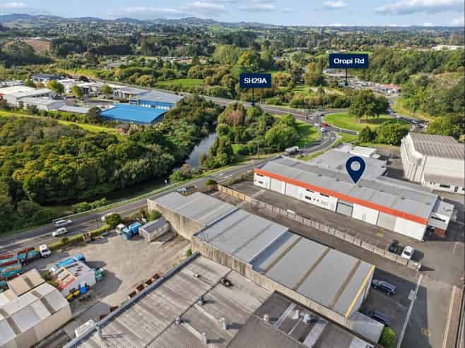 Large industrial offering - SH29 on your doorstep