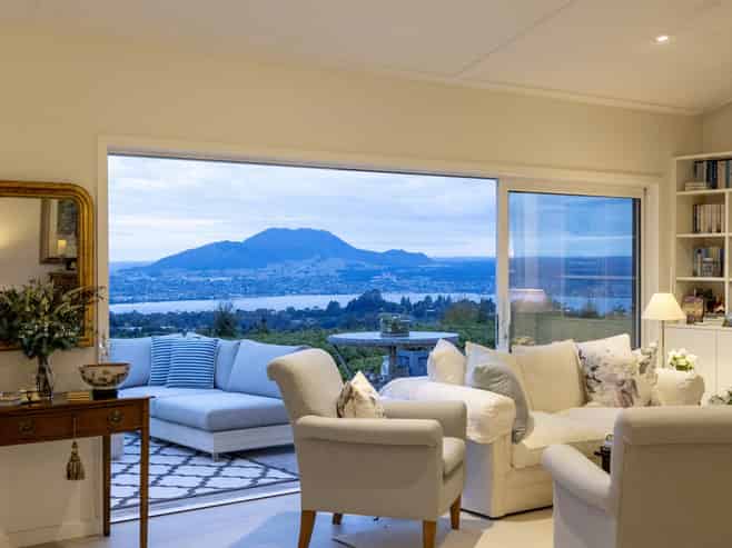 97 Highland Drive, Acacia Bay