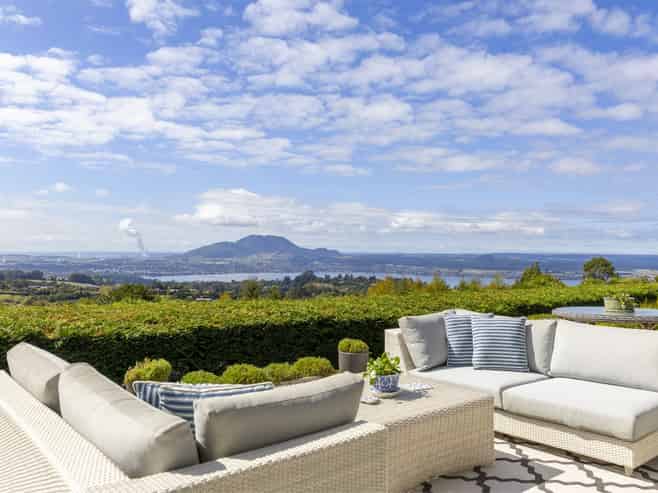 97 Highland Drive, Acacia Bay