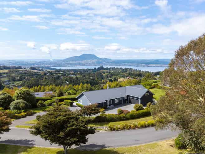 97 Highland Drive, Acacia Bay