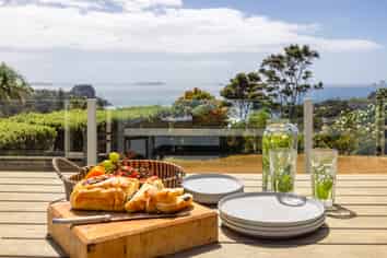 14 Giles Road, Ostend