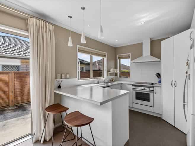 22 Havenbrook Way, Pyes Pa