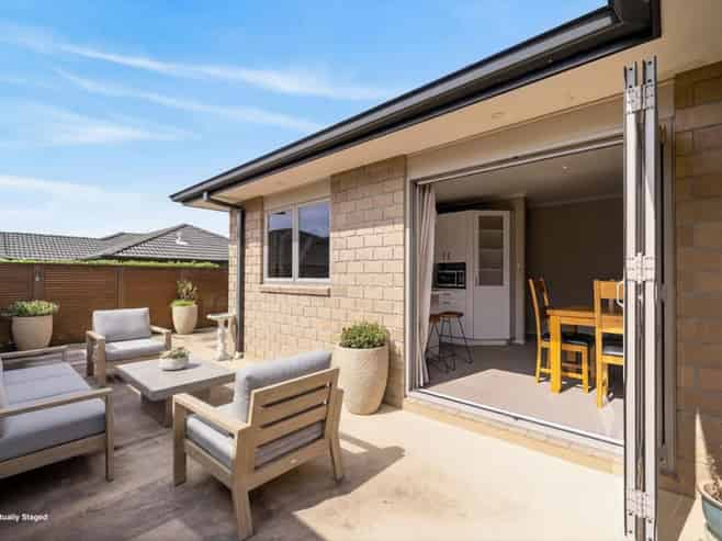 22 Havenbrook Way, Pyes Pa