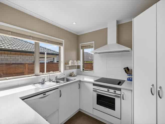 22 Havenbrook Way, Pyes Pa