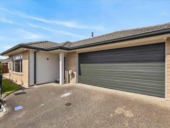 22 Havenbrook Way, Pyes Pa