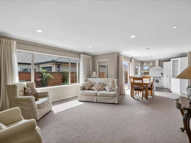 22 Havenbrook Way, Pyes Pa