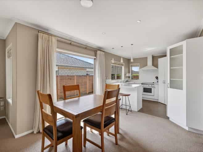 22 Havenbrook Way, Pyes Pa