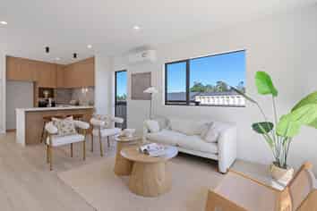 11a Glenfinn Place, Massey