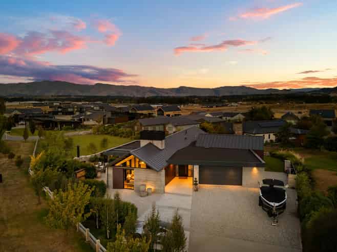 24 Mountain View Drive, Wanaka