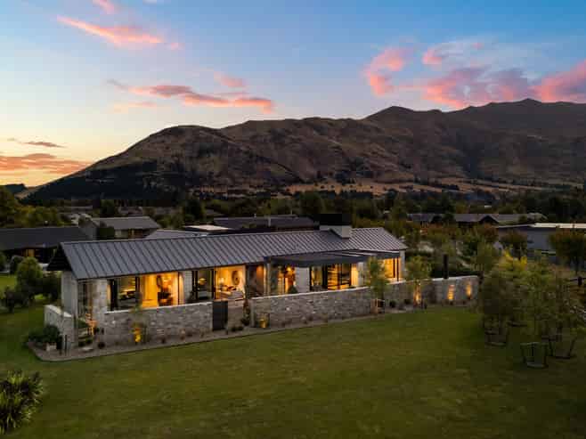 24 Mountain View Drive, Wanaka