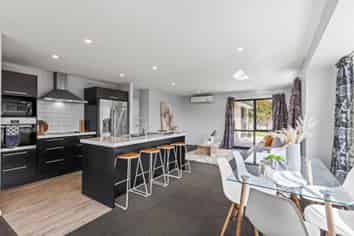 6 Lawrence Drive, Rolleston