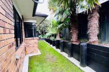 5 Finbar Close, Flat Bush