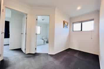 5 Finbar Close, Flat Bush