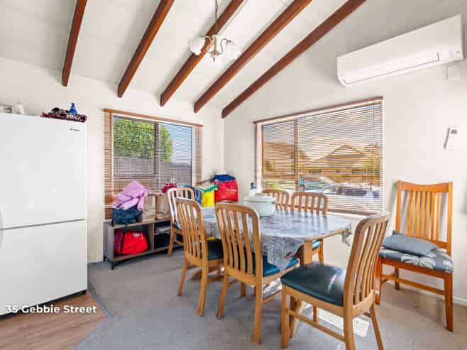 35 & 35A Gebbie Street, KINMONT PARK