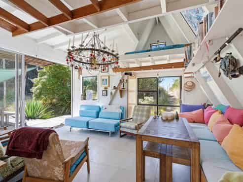 143 Jackett Island, Motueka