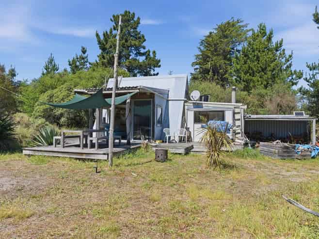 143 Jackett Island, Motueka