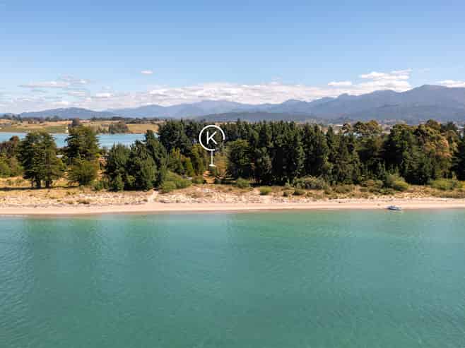 143 Jackett Island, Motueka