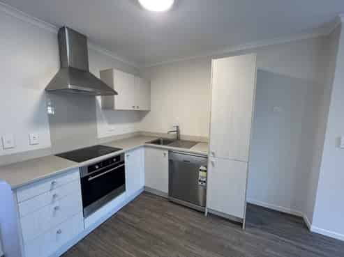 2 Chiefs Court, Hamilton East