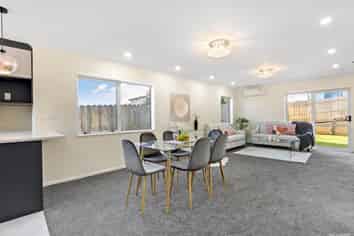 c/4 Bill Phillip place, Clendon Park