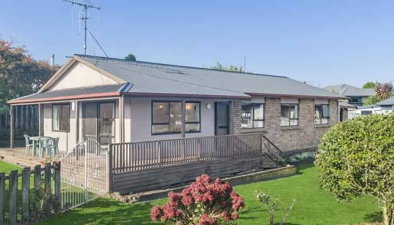 75 Gibson Road, Dinsdale