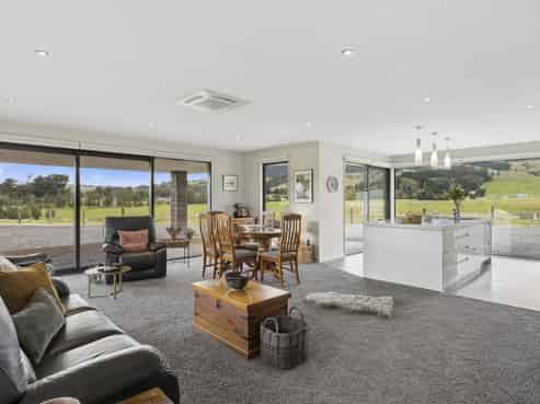 257 Gladstone Road South, East Taieri