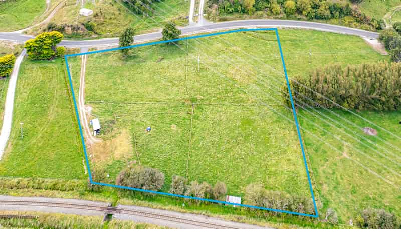 500 No 3 Line, Okoia