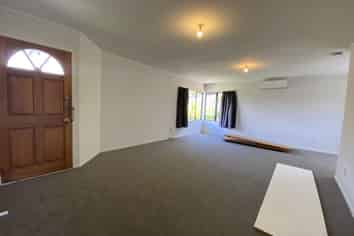 82 Athena Drive, Totara Vale