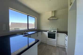 82 Athena Drive, Totara Vale