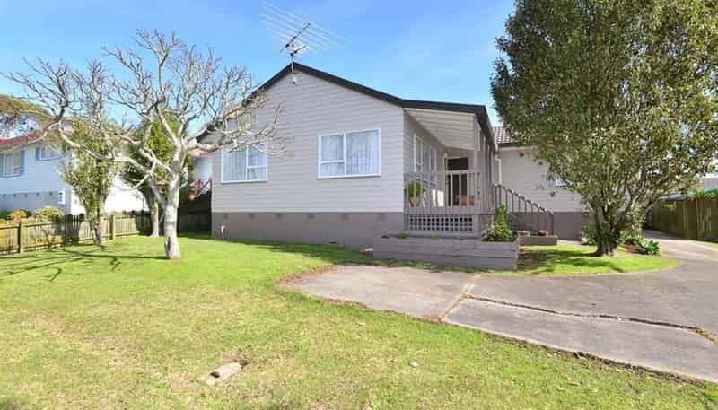 13 Caribbean Drive, Unsworth Heights