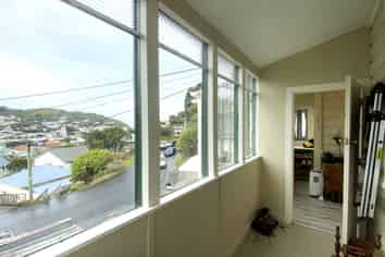 12a Freeling Street, Island Bay