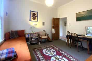 12a Freeling Street, Island Bay