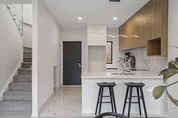 5/191 Rathgar Road, Henderson