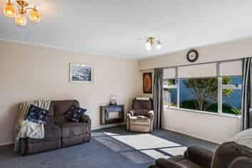 11A Nikau Street, Tawhero