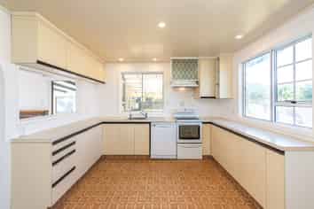 156 Karaka Street, Castlecliff