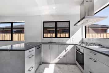 47 Stackwood Avenue, Woodend