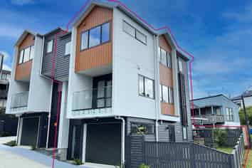 3/6 Woodhouse Place, West Harbour