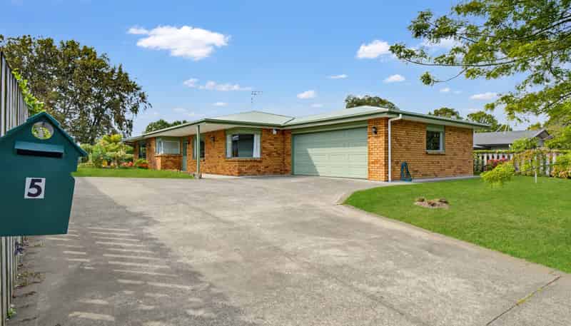 5 Wilson Place, Marton