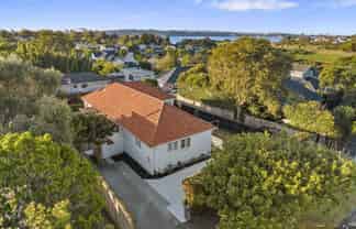 58 Wainui Avenue, Point Chevalier