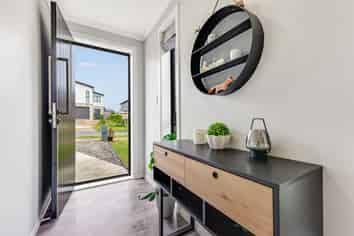 2/64 Cabourne Drive, Glenview