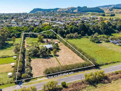 98 Rahui Road, Otaki