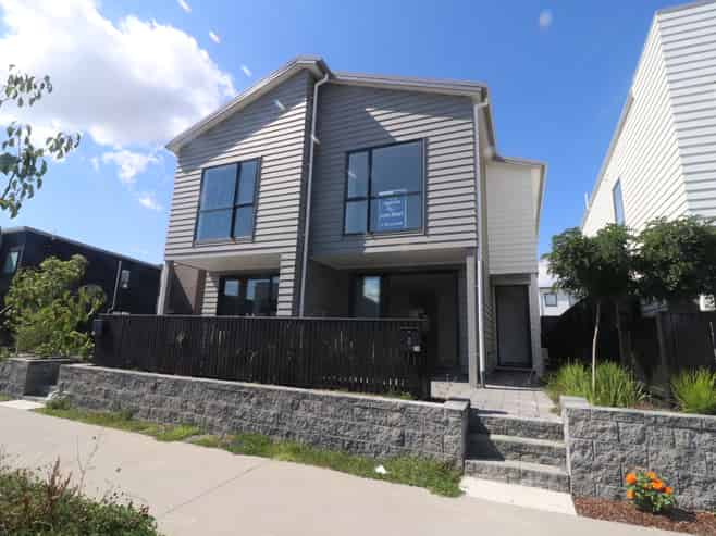 20 Hiki Street, Hobsonville