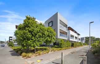 G04/987 Mount Eden Road, Three Kings