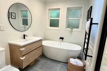 42 Delhi Crescent, Khandallah