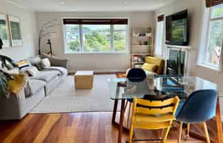 42 Delhi Crescent, Khandallah