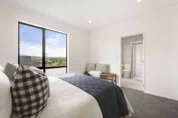 48 Te Aniwaniwa Terrace, Albany