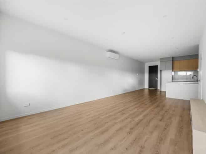 63 Whare Kauri Road, Takanini