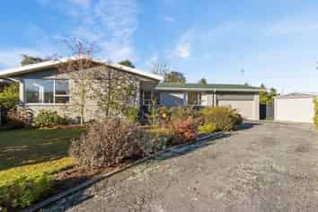 6 Oak Place, Gleniti