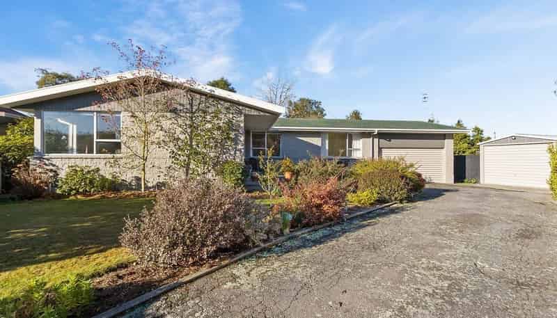 6 Oak Place, Gleniti