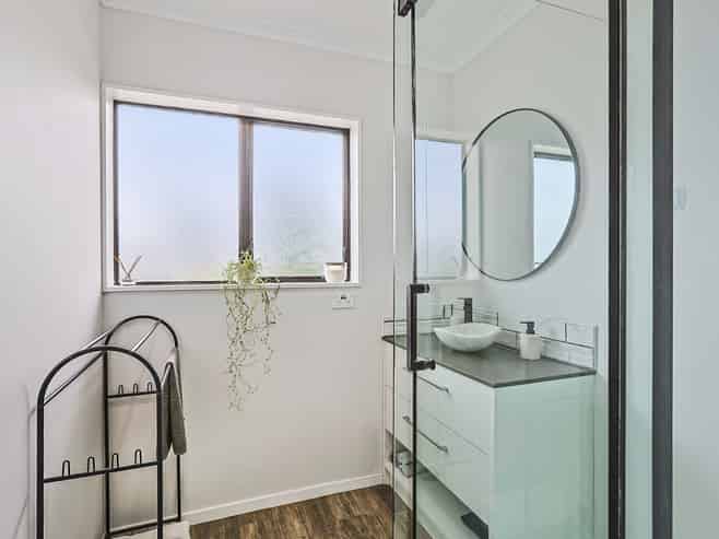 1104 Francis Hicks Avenue, Raureka