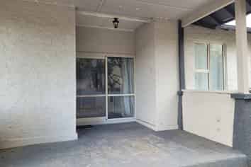 a/362 Dee Street, Avenal